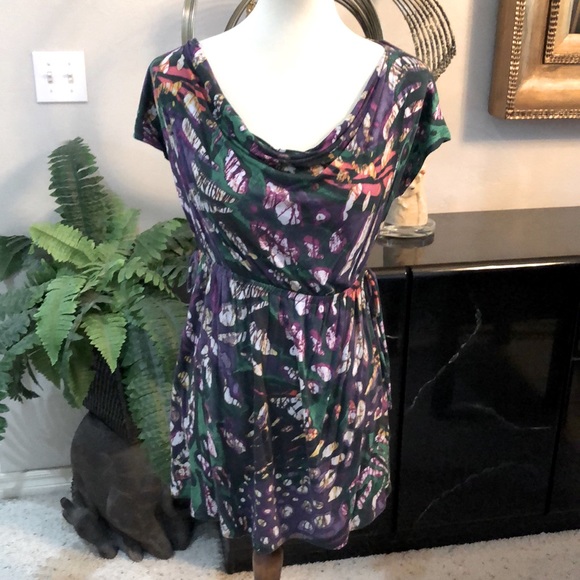 Daisy Fuentes Tops - SZ S DAISY FUENTES SCOOP NECK Tunic Length